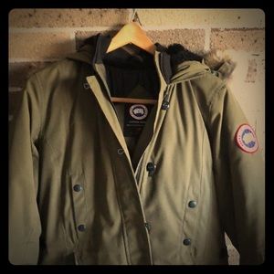 Army Green Canada Goose Kensington Parka - Size L